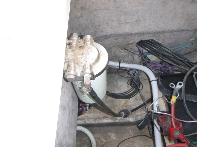 Slide: The Image of Grady-White Chase 263 1994 - 12566066