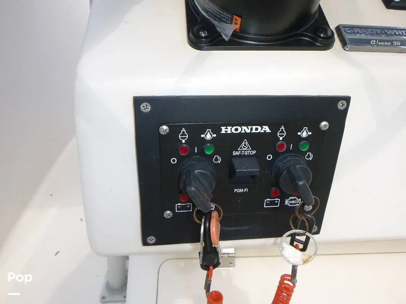 Slide: The Image of Grady-White Chase 263 1994 - 12566077