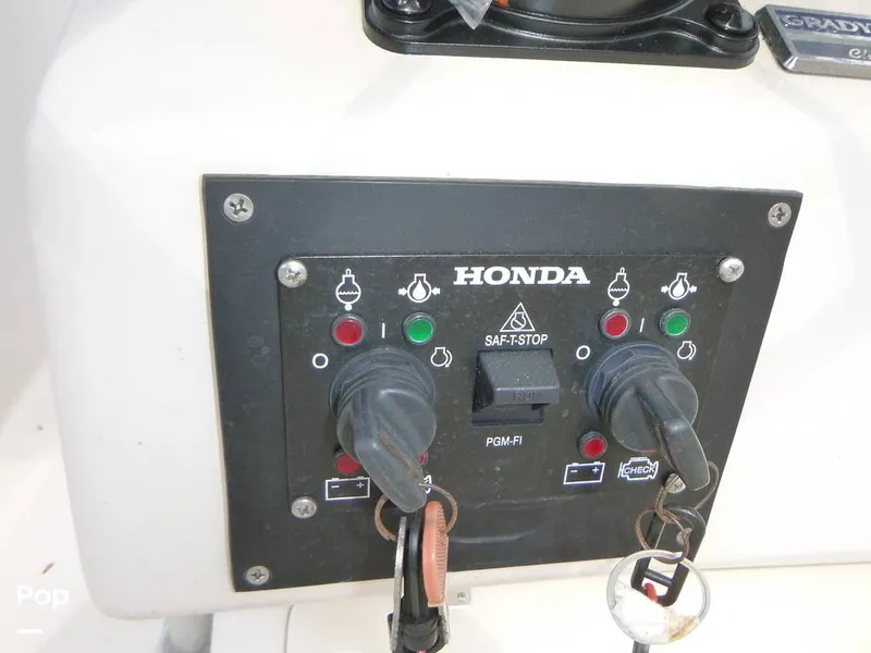 Slide: The Image of Grady-White Chase 263 1994 - 12566078