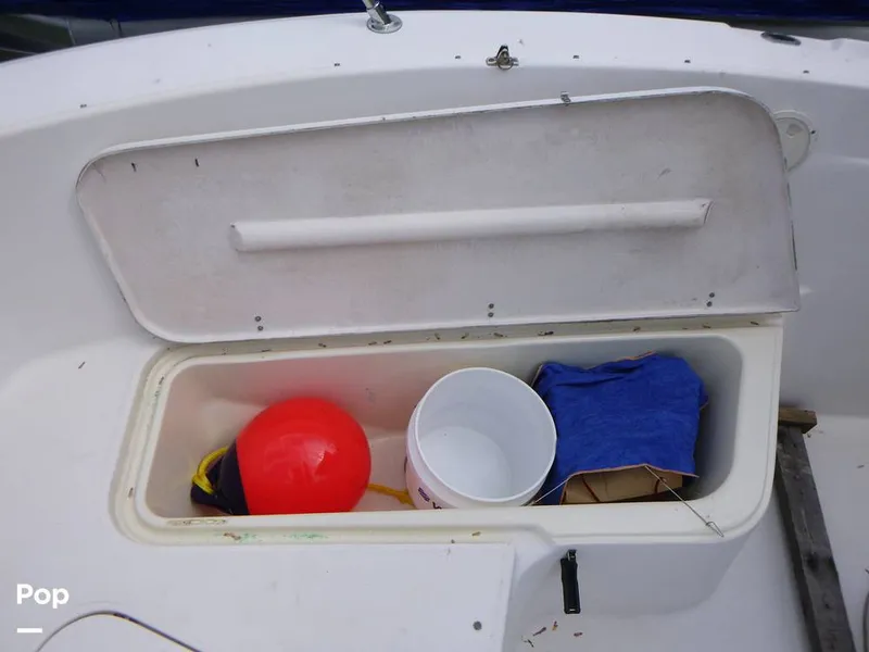 Slide: The Image of Grady-White Chase 263 1994 - 12565981