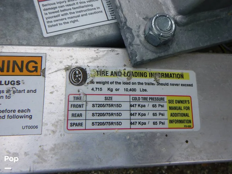 Slide: The Image of Grady-White Chase 263 1994 - 12566032