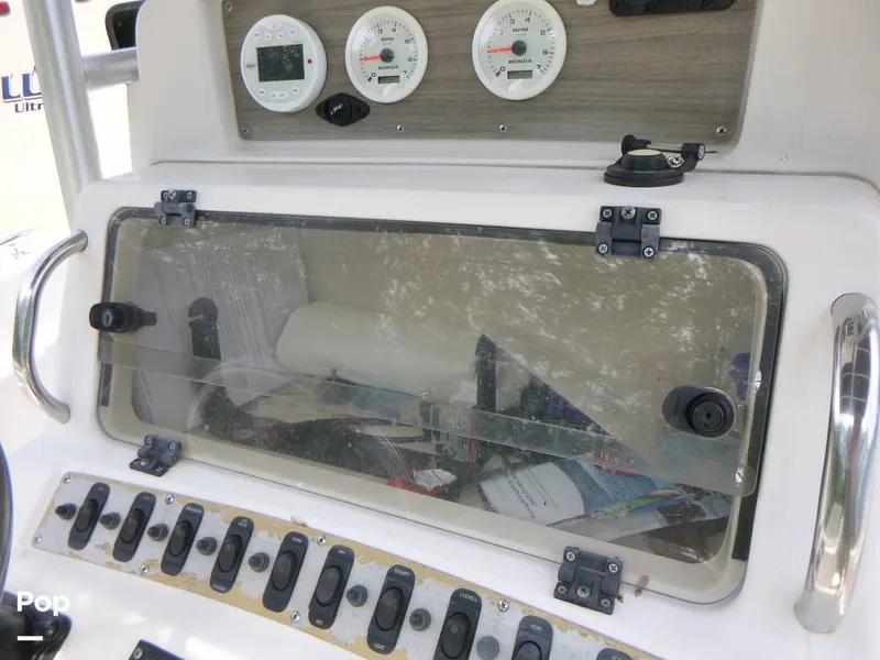 Slide: The Image of Grady-White Chase 263 1994 - 12565973