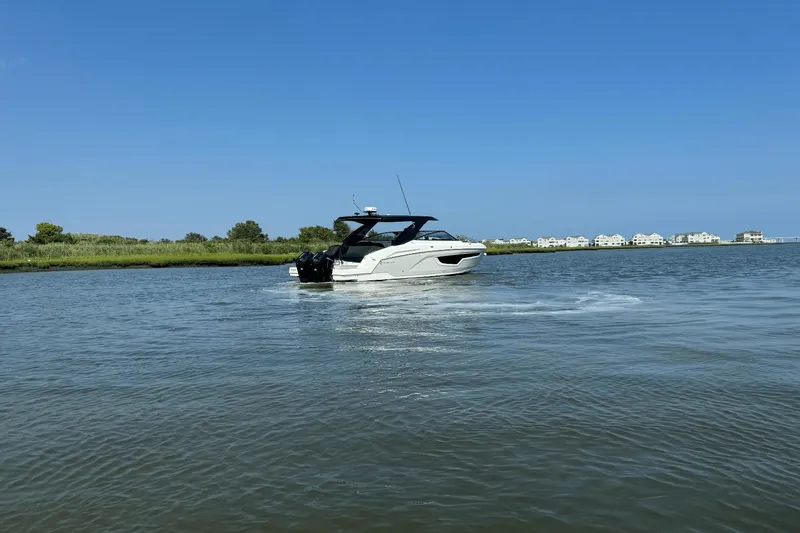 Slide: The Image of Cruisers Yachts 34 GLS Outboard 2025 - 12