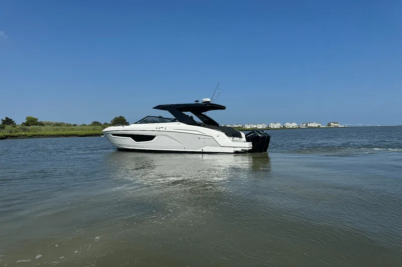 Slide: The Image of Cruisers Yachts 34 GLS Outboard 2025 - 15