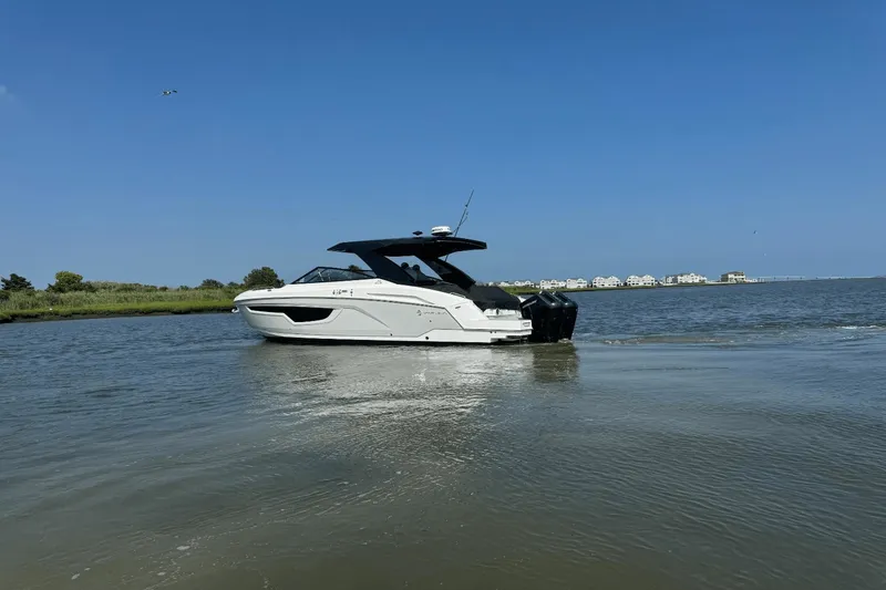 Slide: The Image of Cruisers Yachts 34 GLS Outboard 2025 - 16