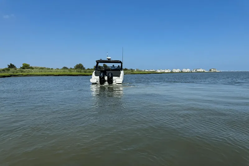 Slide: The Image of Cruisers Yachts 34 GLS Outboard 2025 - 9