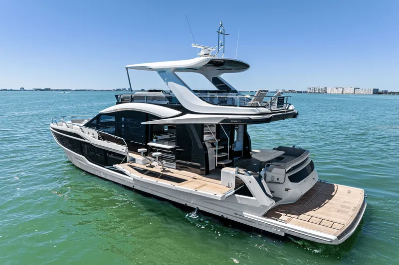 Slide: The Image of Galeon 560 FLY 2025 - 9