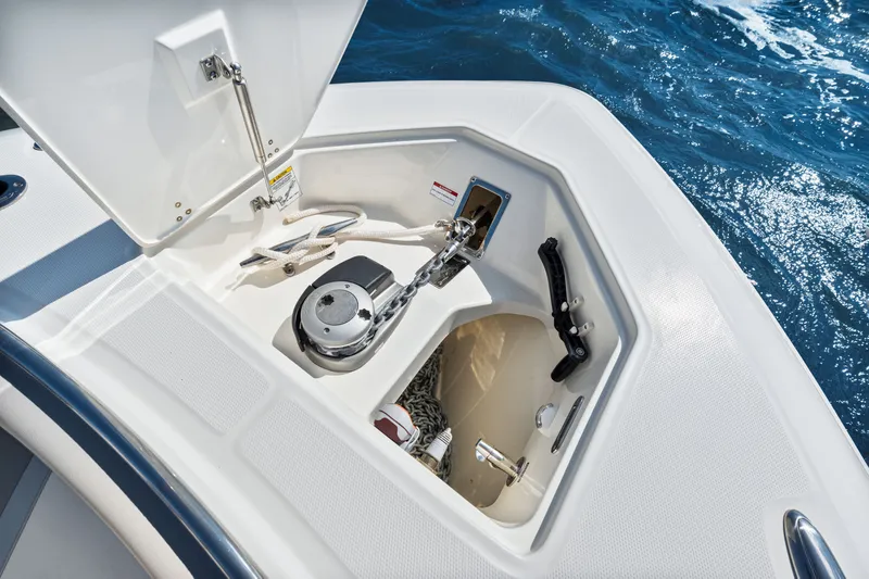 Slide: The Image of Boston Whaler 380 Realm 2025 - 50