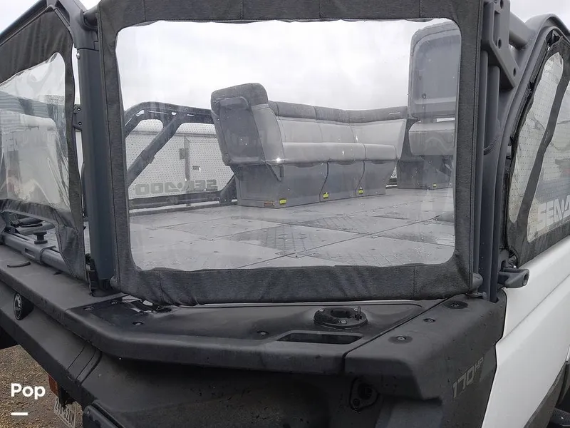 Slide: The Image of Sea-Doo Switch 19 2022 - 11987133