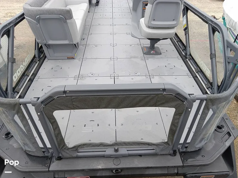 Slide: The Image of Sea-Doo Switch 19 2022 - 11987144