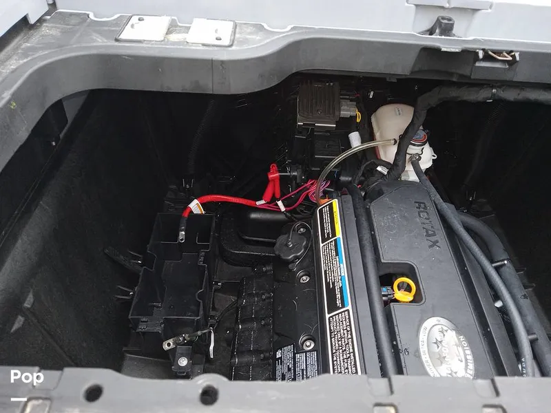 Slide: The Image of Battery Compartment - 11987159