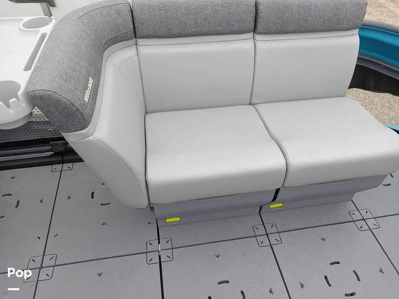 Slide: The Image of Sea-Doo Switch 19 2022 - 11987165