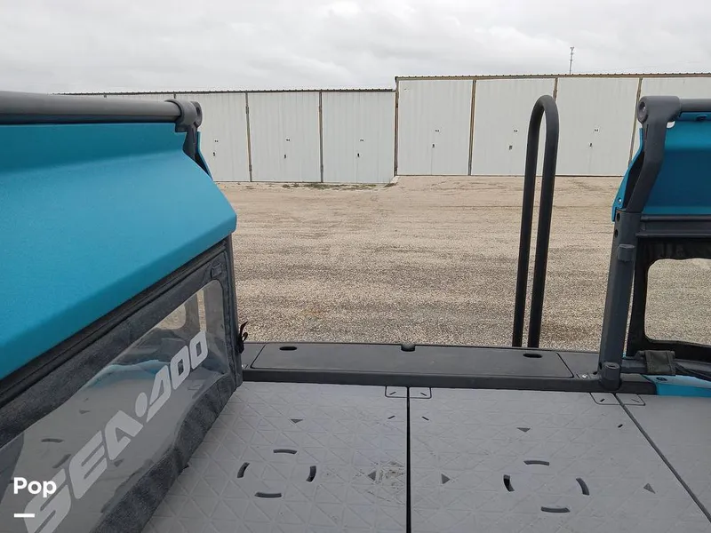 Slide: The Image of Sea-Doo Switch 19 2022 - 11987169