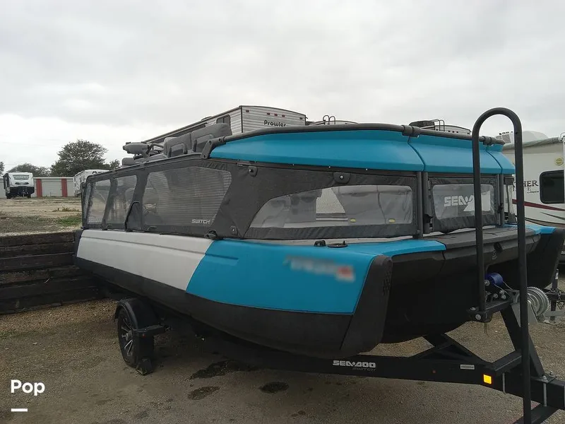 Slide: The Image of Sea-Doo Switch 19 2022 - 11987290