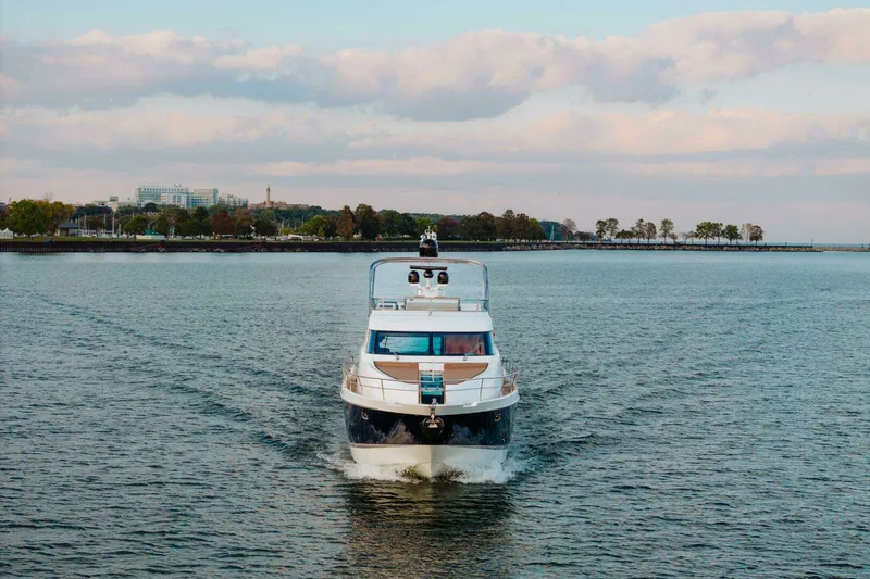 Slide: The Image of Model 65 Squadron Category Motor Yachts 2011 - 5