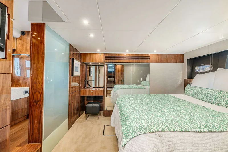 Slide: The Image of Model 65 Squadron Category Motor Yachts 2011 - 52