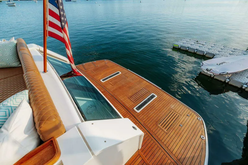 Slide: The Image of Model 65 Squadron Category Motor Yachts 2011 - 70