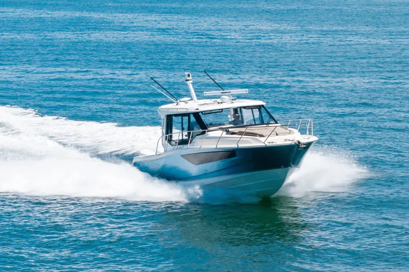 Slide: The Image of Boston Whaler 365 Conquest 2025 - 22