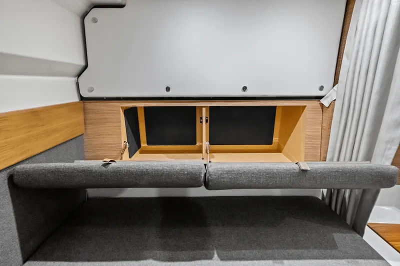 Slide: The Image of Boston Whaler 365 Conquest 2025 - 33