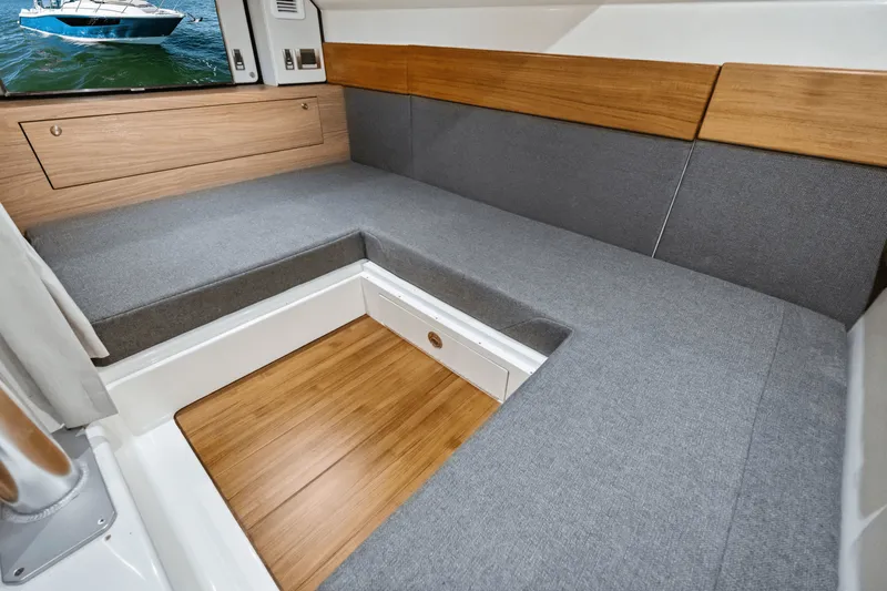 Slide: The Image of Boston Whaler 365 Conquest 2025 - 34