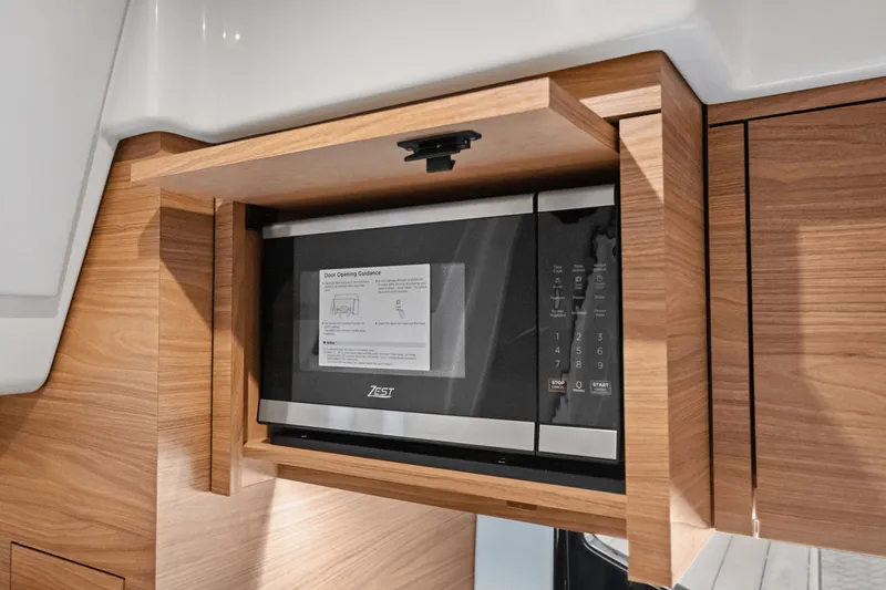 Slide: The Image of Boston Whaler 365 Conquest 2025 - 38