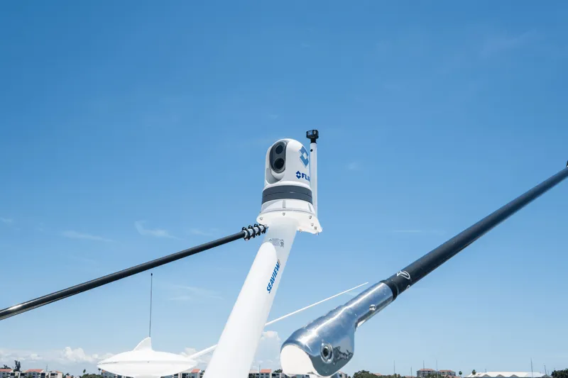 Slide: The Image of Boston Whaler 365 Conquest 2025 - 45