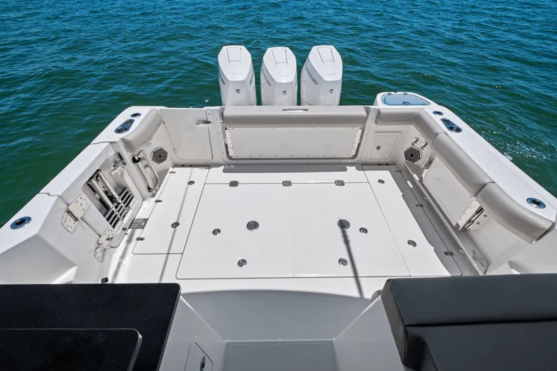 Slide: The Image of Boston Whaler 365 Conquest 2025 - 47