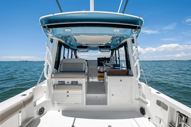 Slide: The Image of Boston Whaler 365 Conquest 2025 - 57
