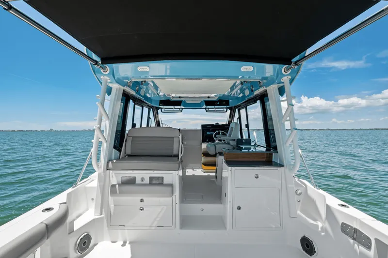 Slide: The Image of Boston Whaler 365 Conquest 2025 - 59