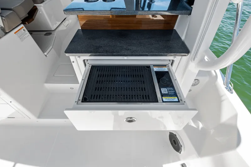 Slide: The Image of Boston Whaler 365 Conquest 2025 - 61