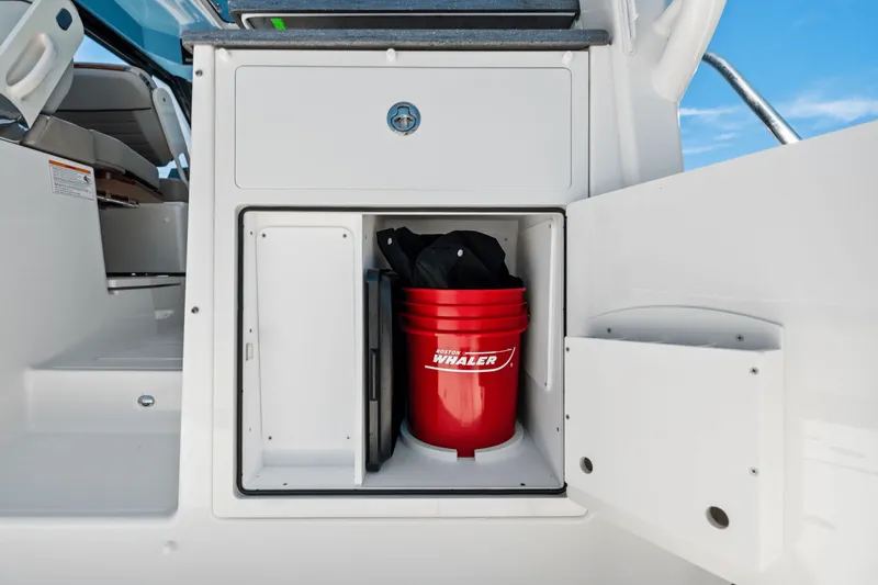 Slide: The Image of Boston Whaler 365 Conquest 2025 - 62