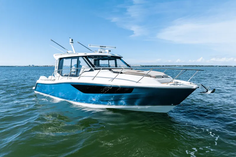 Slide: The Image of Boston Whaler 365 Conquest 2025 - 8