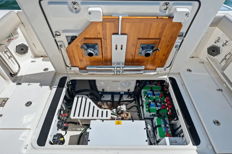 Slide: The Image of Boston Whaler 365 Conquest 2025 - 82