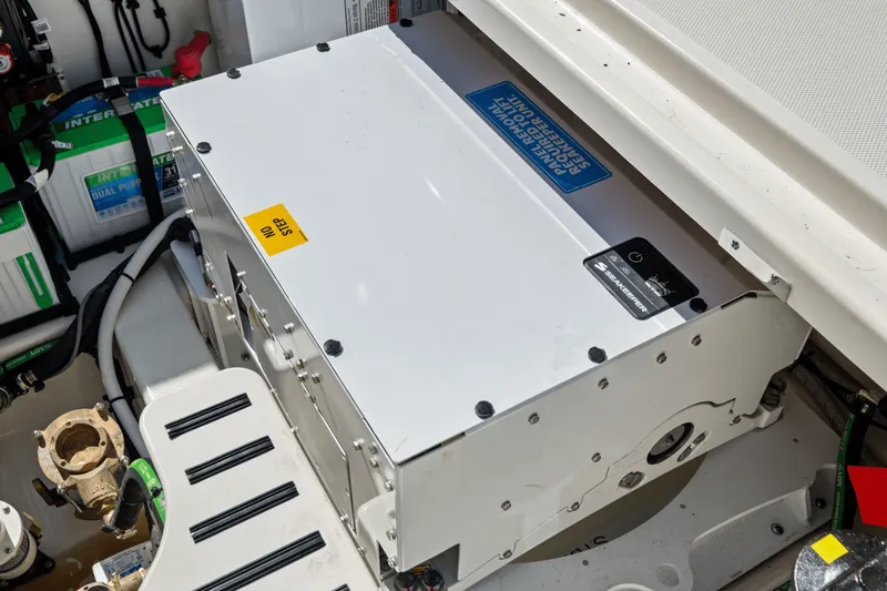 Slide: The Image of Boston Whaler 365 Conquest 2025 - 83