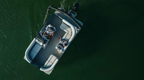 Slide: The Image of Crest Conquest SE 180 Cruise 2027 - 16