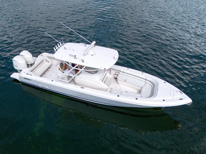 Slide: The Image of Intrepid 327 Center Console 2014 - 9