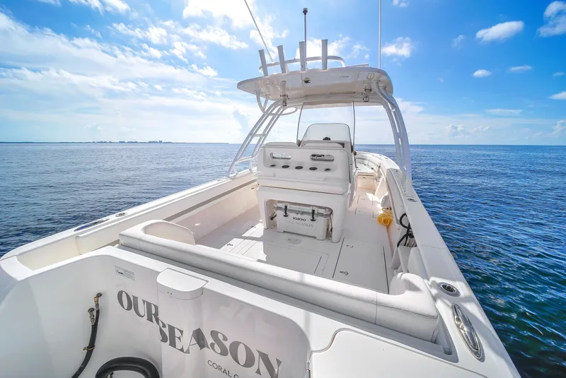 Slide: The Image of Intrepid 327 Center Console 2014 - 12