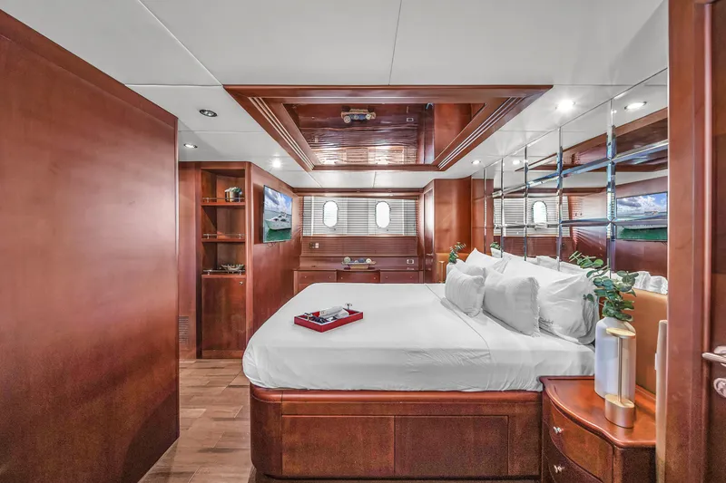 Slide: The Image of Azimut 100 Jumbo 2006 - 48