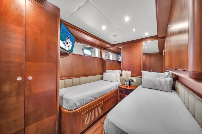 Slide: The Image of Azimut 100 Jumbo 2006 - 64