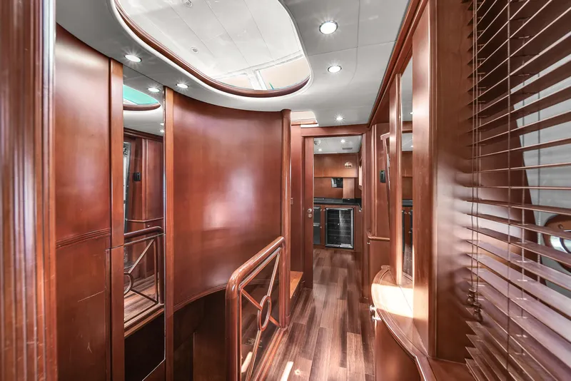 Slide: The Image of Azimut 100 Jumbo 2006 - 32