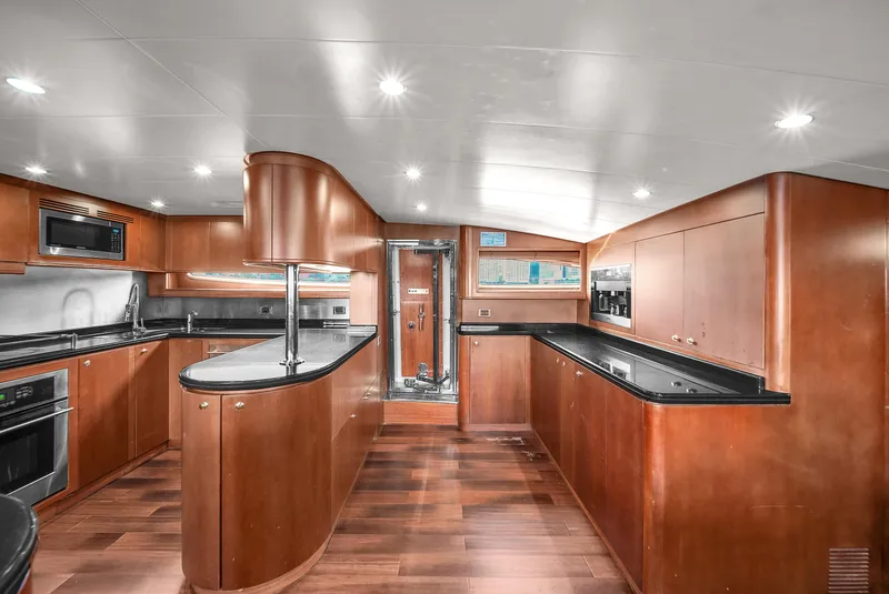Slide: The Image of Azimut 100 Jumbo 2006 - 40