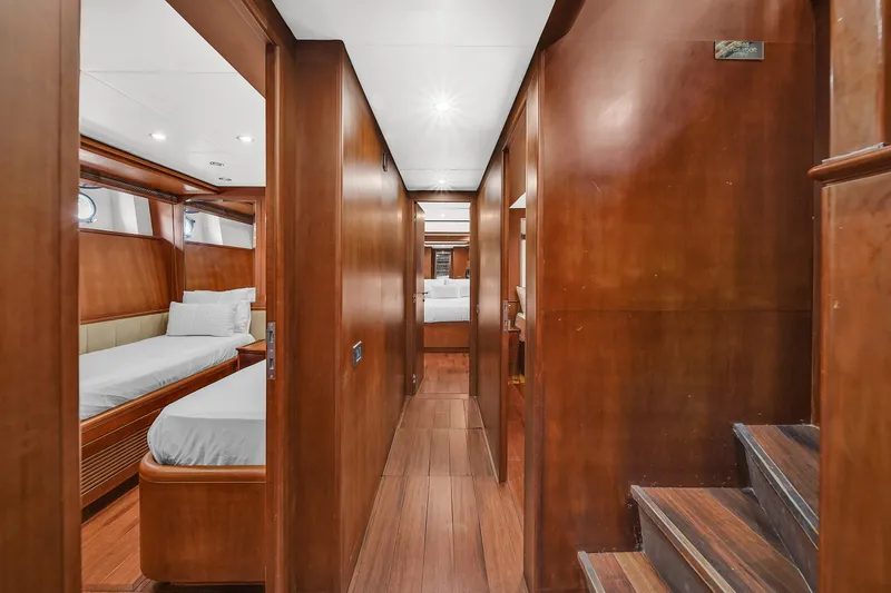 Slide: The Image of Azimut 100 Jumbo 2006 - 46