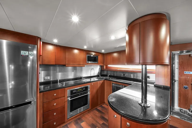 Slide: The Image of Azimut 100 Jumbo 2006 - 44