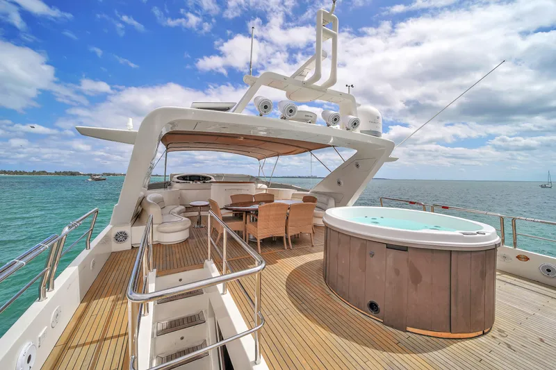 Slide: The Image of Azimut 100 Jumbo 2006 - 77