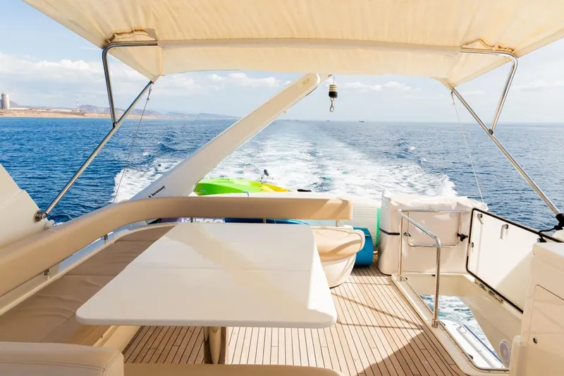 Slide: The Image of Ferretti 720 2013 - 32