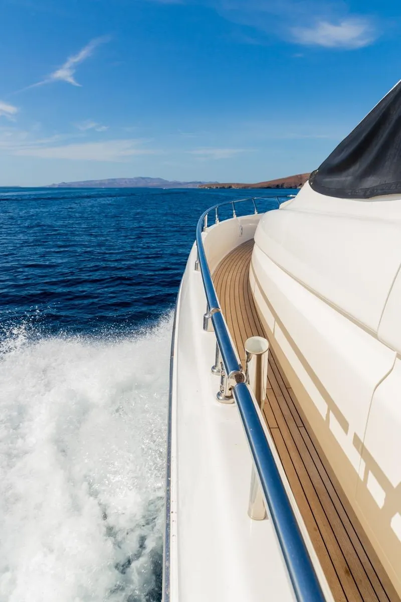 Slide: The Image of Ferretti 720 2013 - 48