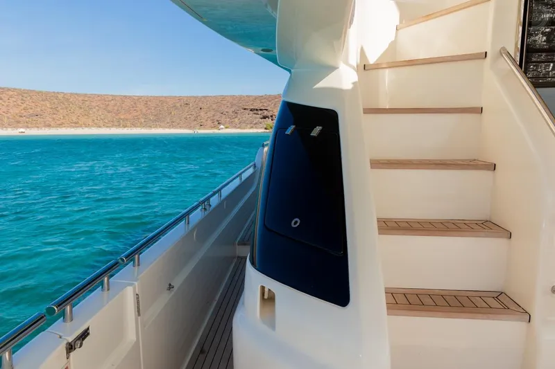 Slide: The Image of Ferretti 720 2013 - 53