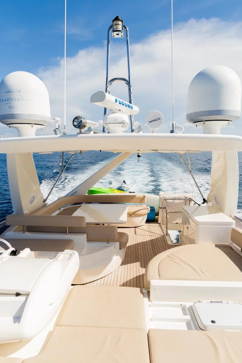 Slide: The Image of Ferretti 720 2013 - 34