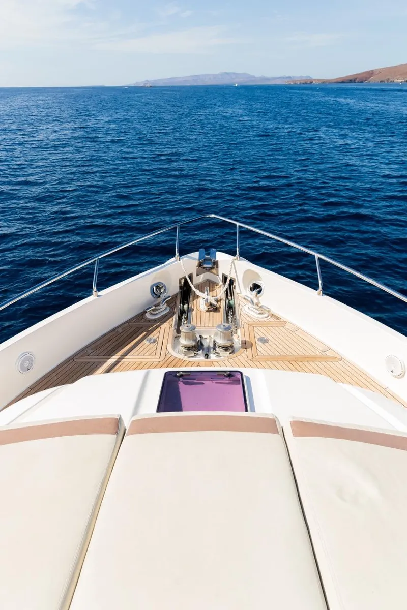 Slide: The Image of Ferretti 720 2013 - 40
