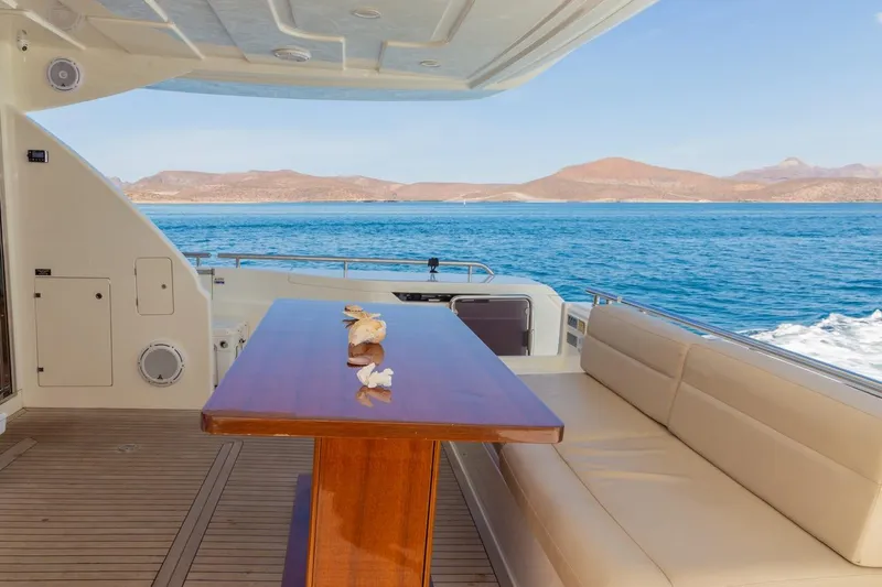 Slide: The Image of Ferretti 720 2013 - 30